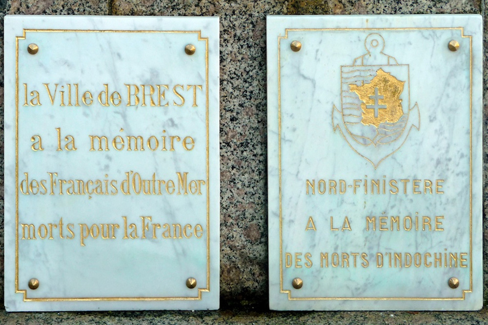 War Memorial Cimetière Kerfautras