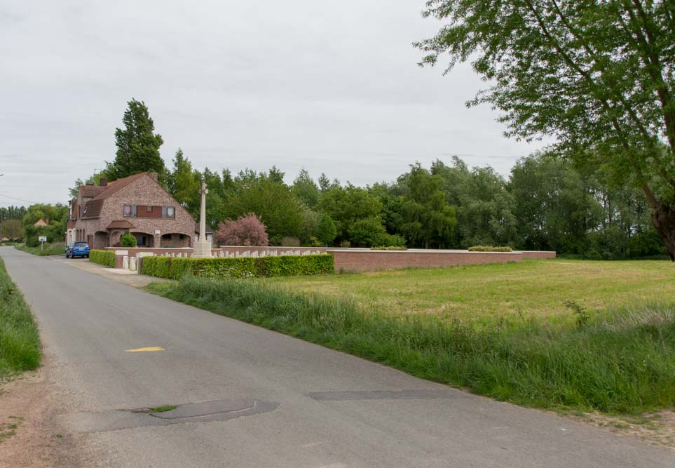 Commonwealth War Cemetery Calvaire (Essex) #3