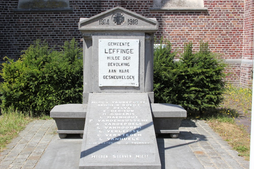 Oorlogsmonument Leffinge #2