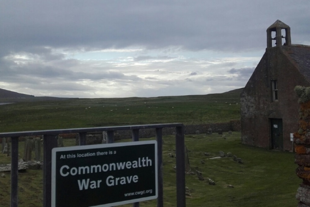 Commonwealth War Grave Papa-Stour Mission Churchyard