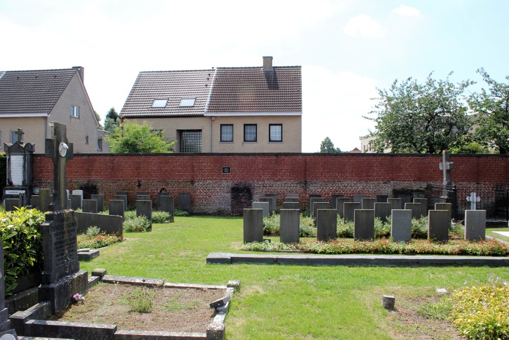 Belgian War Graves Municipal Cemetery Turnhout #2