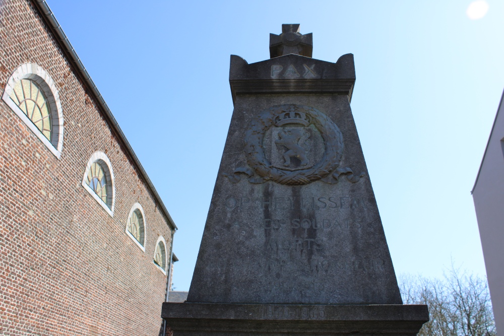 War Memorial Opheylissem #3