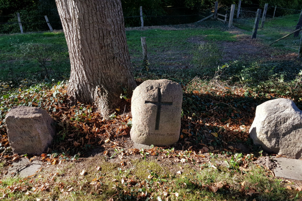 War Memorial Heemsen #2