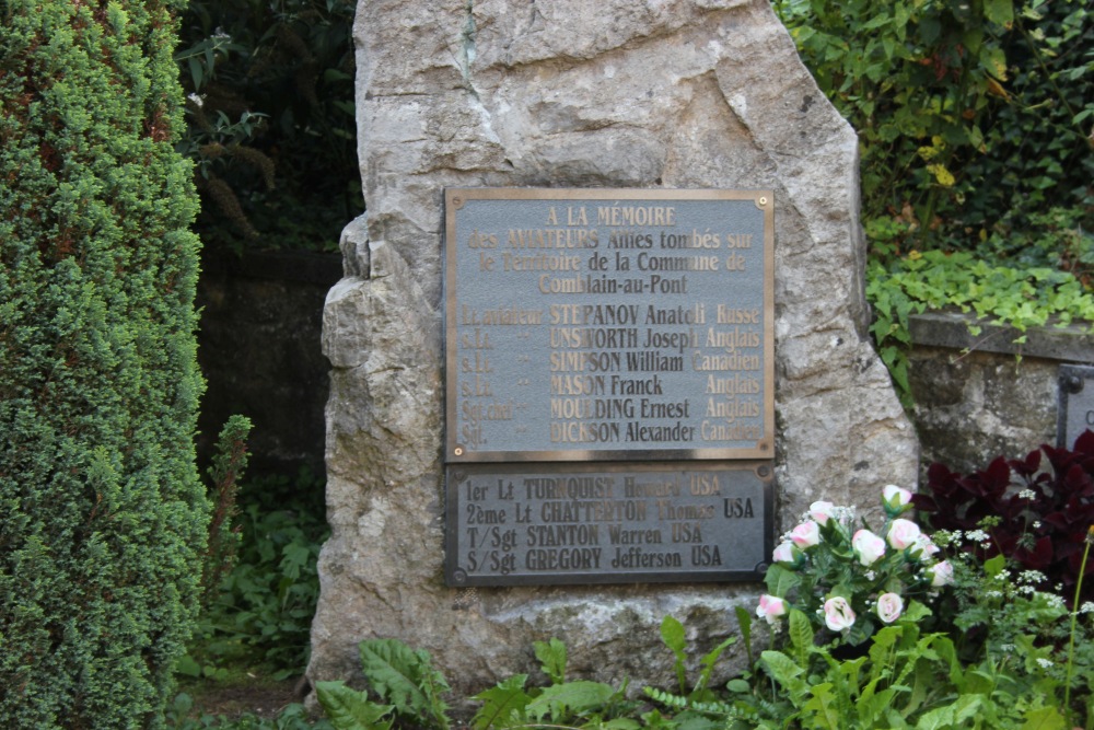Monument Geallieerde Vliegeniers en Sovjet Verzetsstrijder Comblain-au-Pont #2