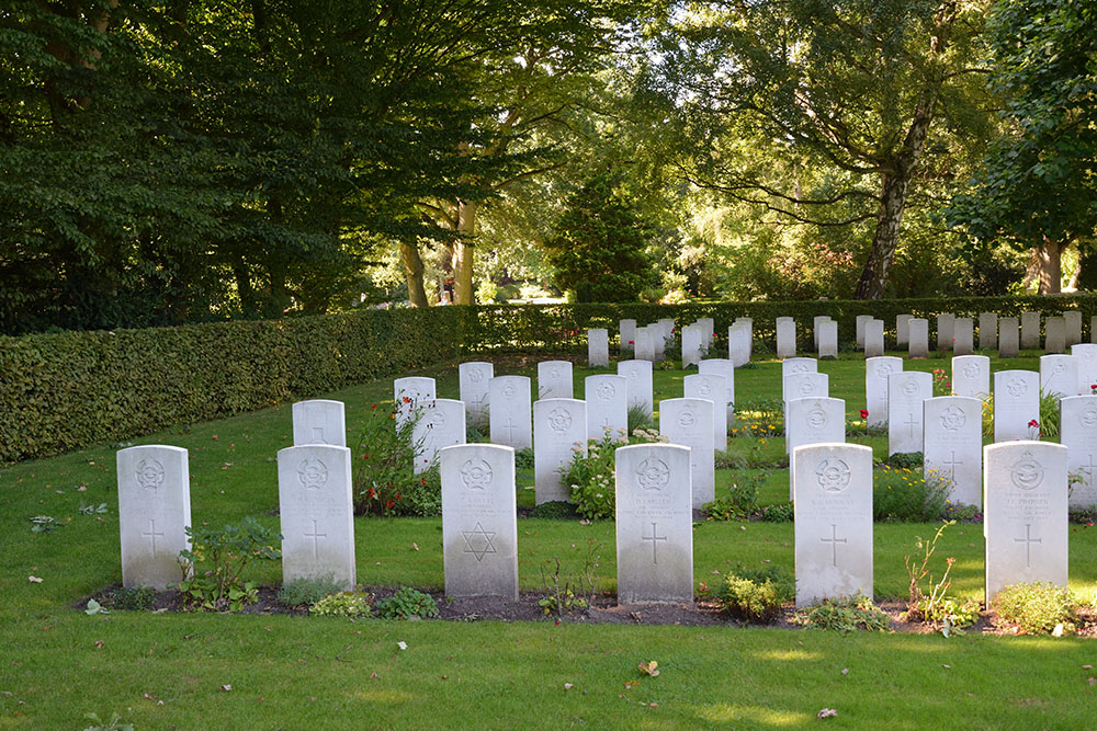 Commonwealth War Cemetery Kiel #2