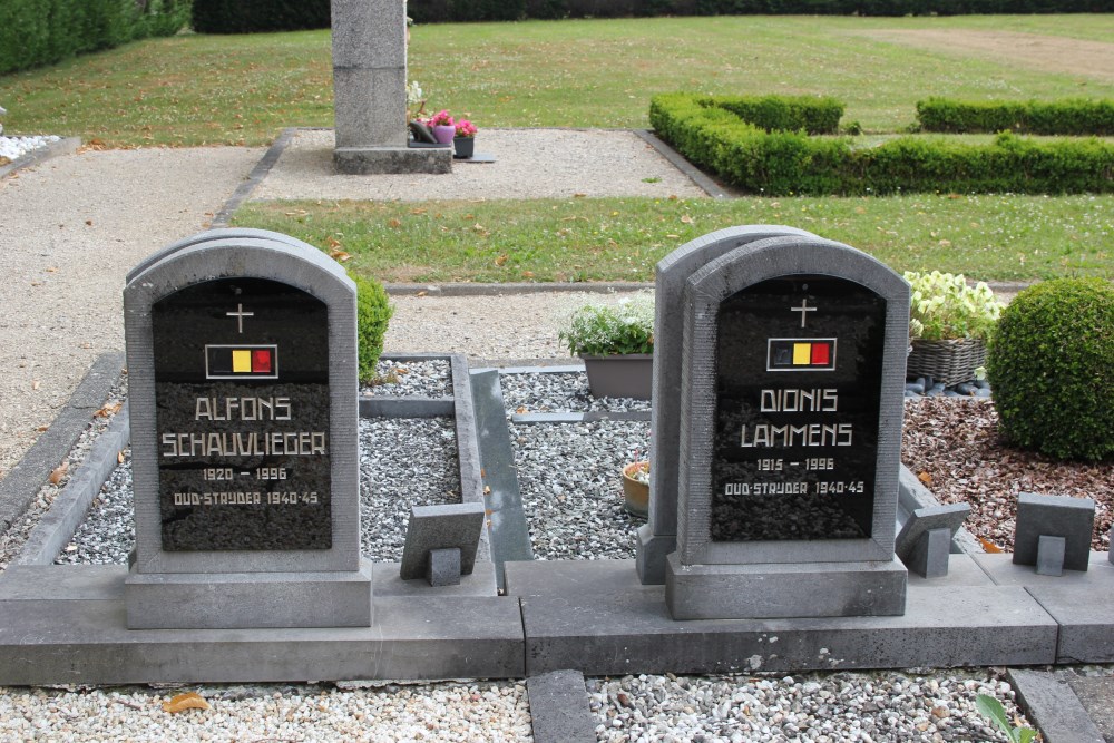 Belgian Graves Veterans Zonnegem Cemetery #3