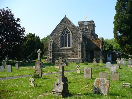 Oorlogsgraven van het Gemenebest All Saints Churchyard #1