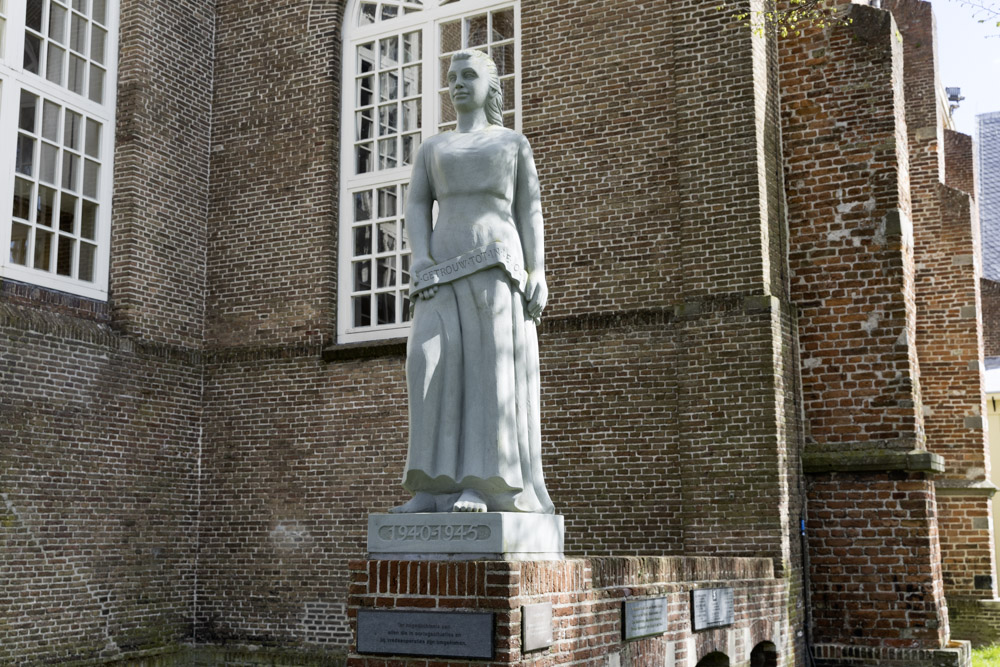 War memorial Sneek