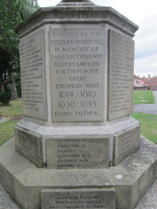 Oorlogsmonument Driffield #2