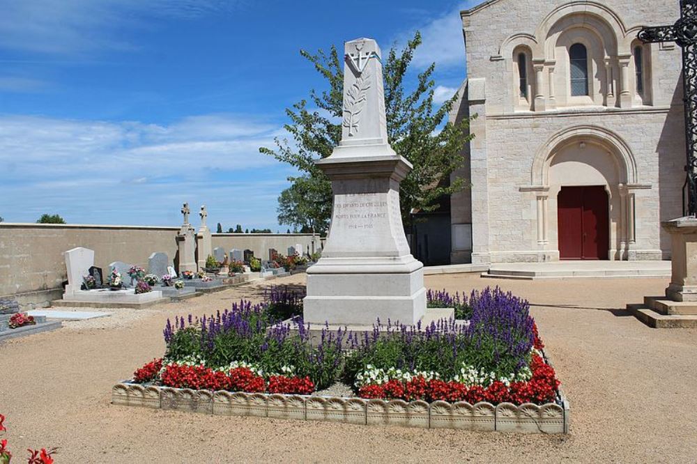 War Memorial Cruzilles-lès-Mépillat #1