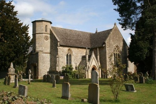 Commonwealth War Grave St. Nicholas Churchyard