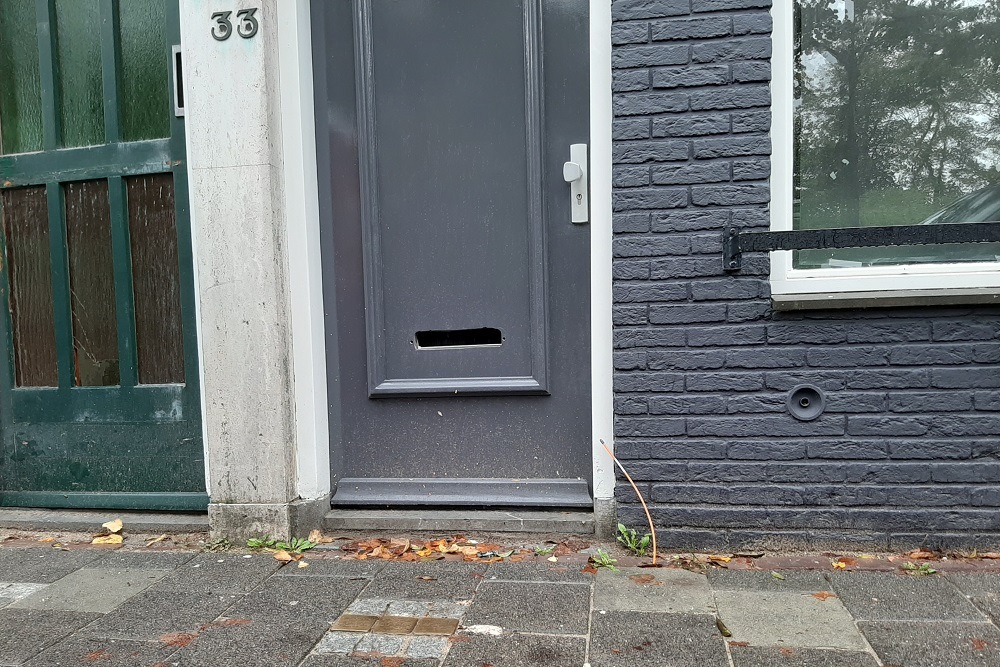 Stolpersteine Fluwelensingel 33 #2