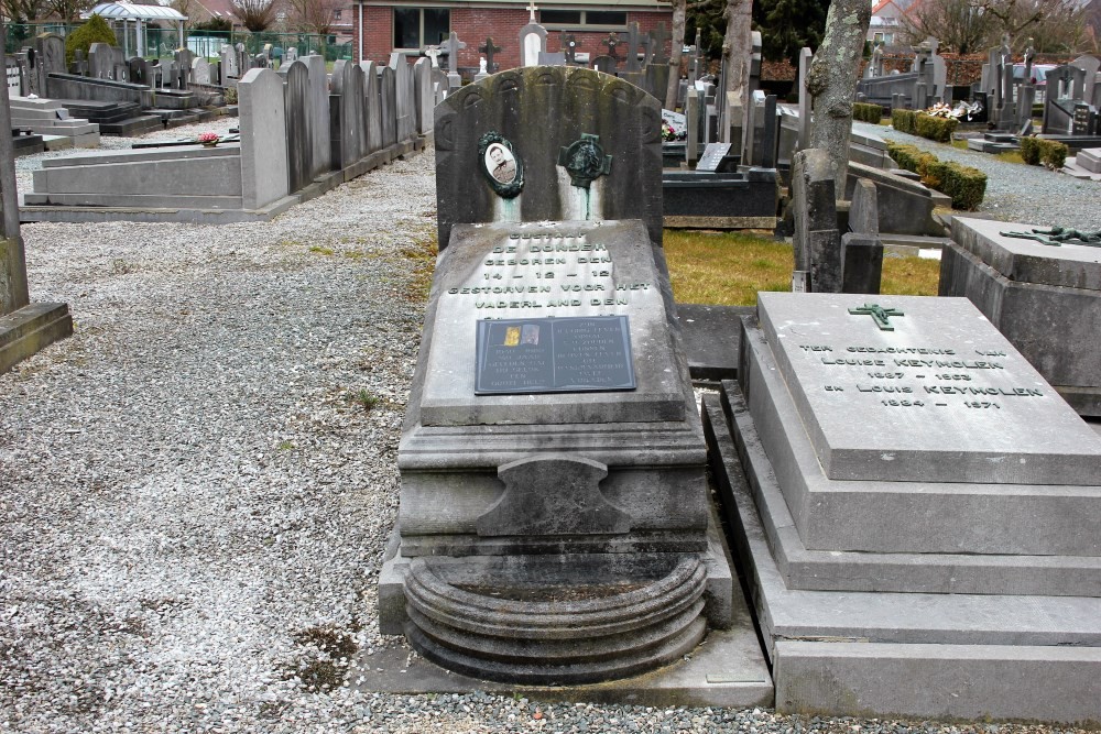 Belgische Oorlogsgraven Humbeek #3