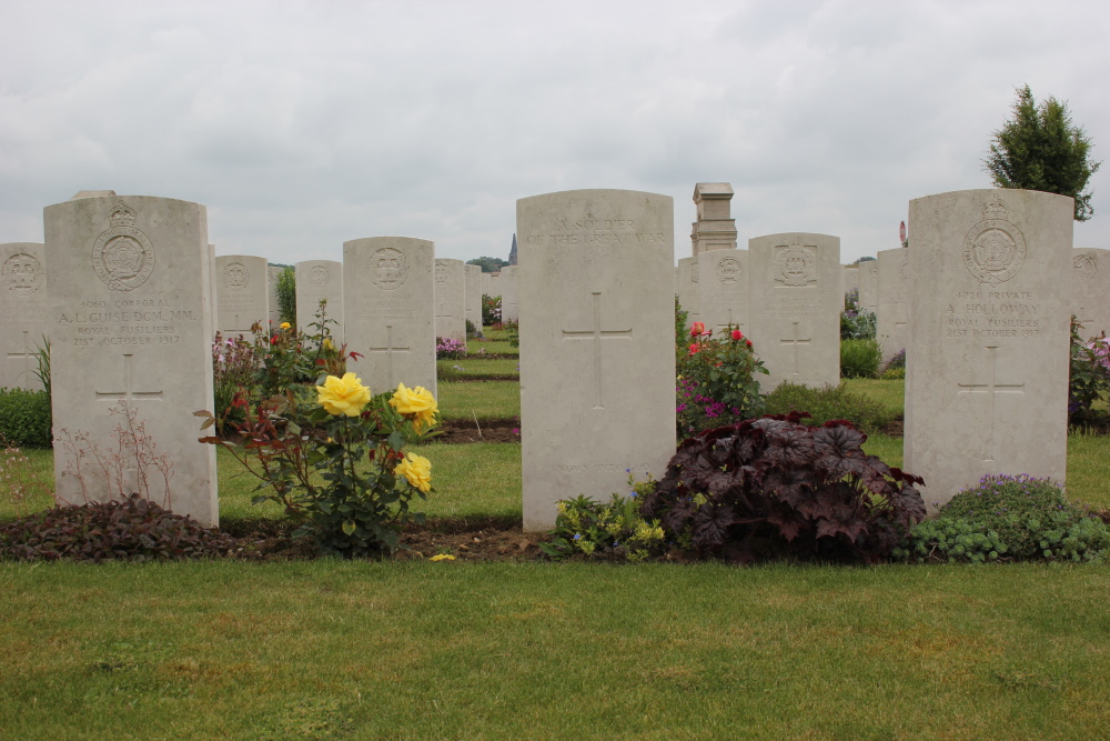 Commonwealth War Cemetery Monchy #4