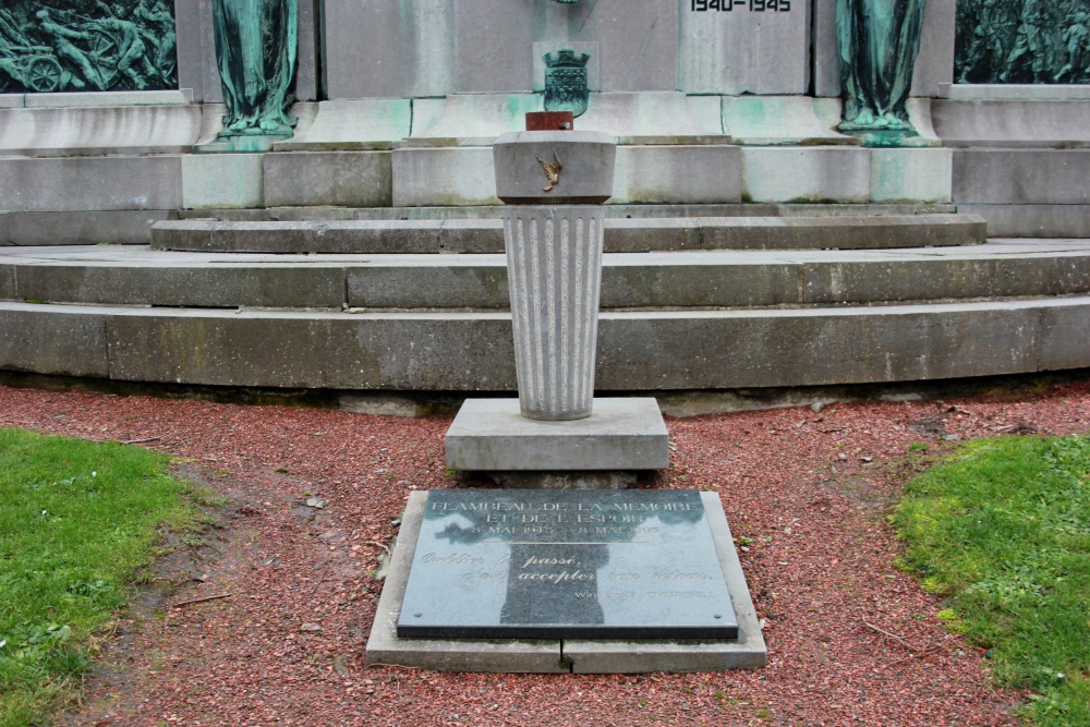 Oorlogsmonument Tournai #4