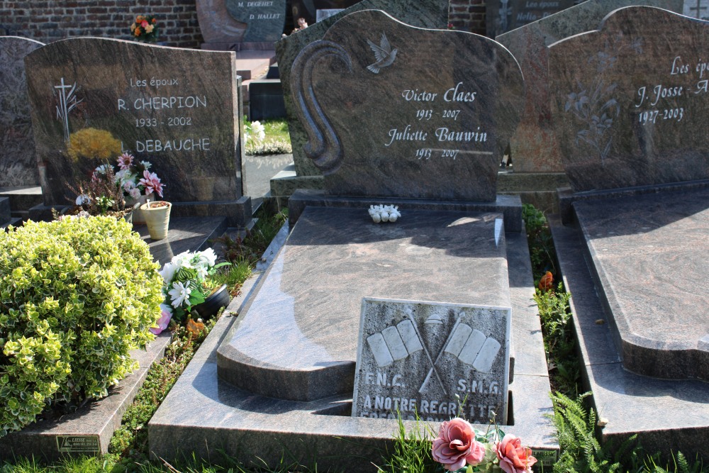 Belgian Graves Veterans Sainte-Marie-Geest #4