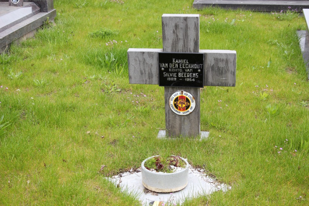 Belgian Graves Veterans Ressegem #4