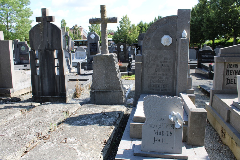 Belgian Graves Veterans Beselare #2