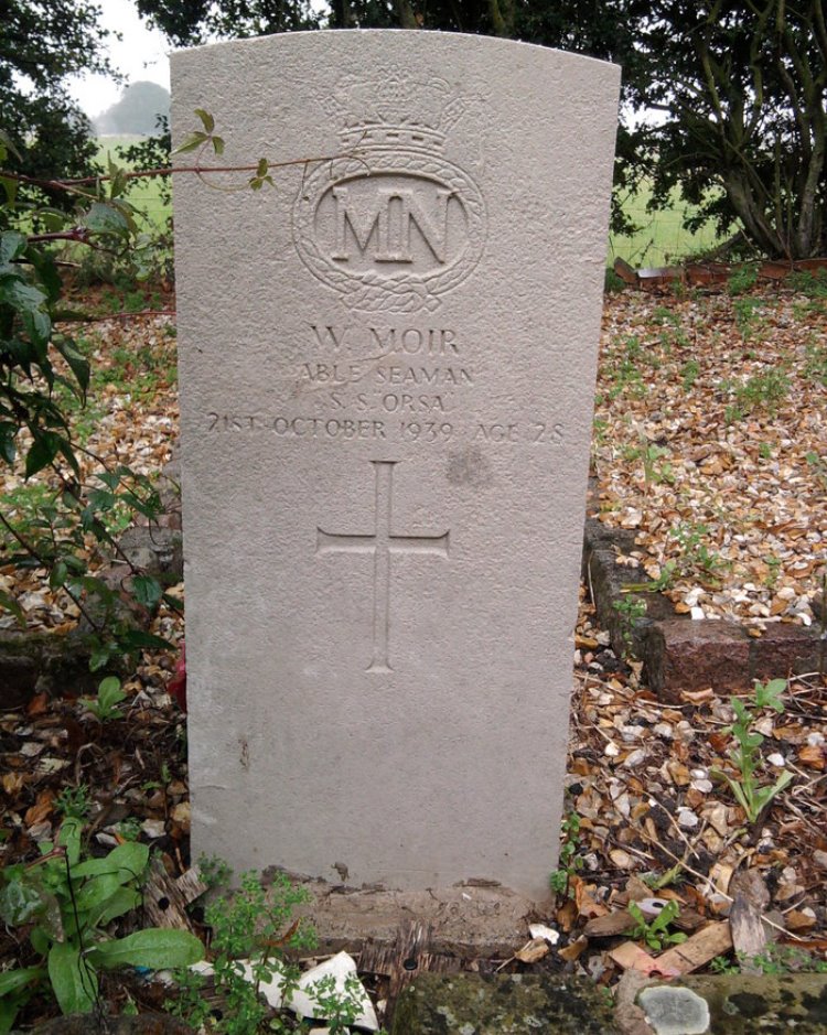 Commonwealth War Grave Saltfleetby St. Clement Churchyard