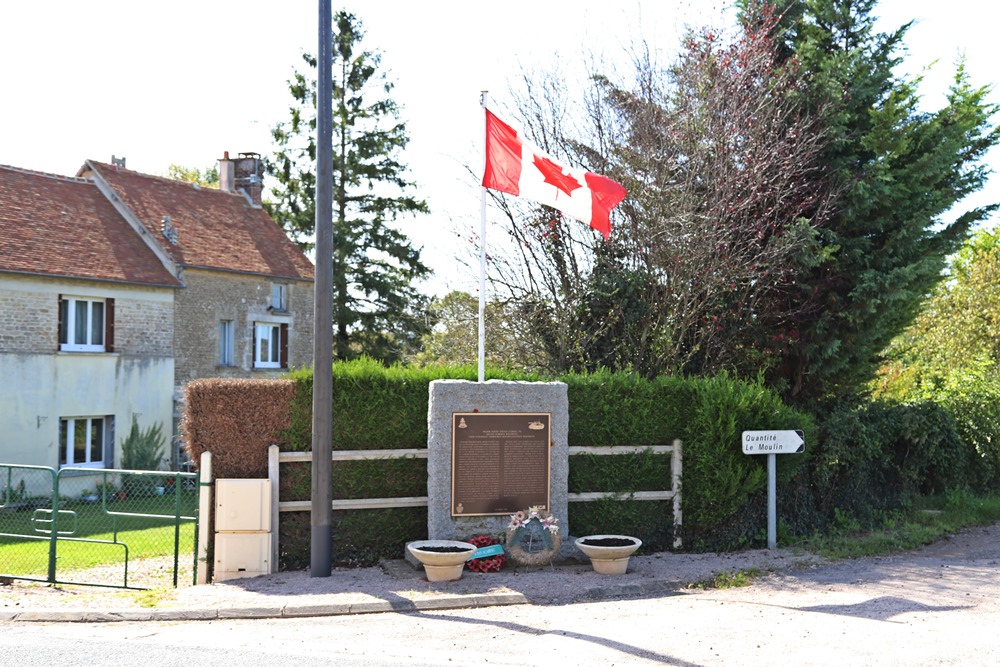 Memorial Major David V. Currie