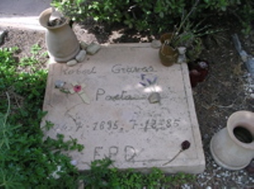 Grave of Robert Graves #1