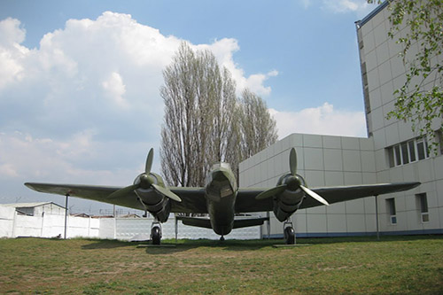 Replica TU-2 Bomber