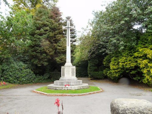 Oorlogsmonument Bramhall #1