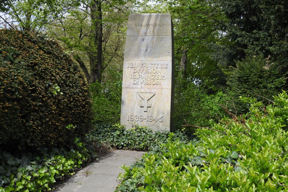 Monument 16. Infanterie Division en 16. Panzer Division