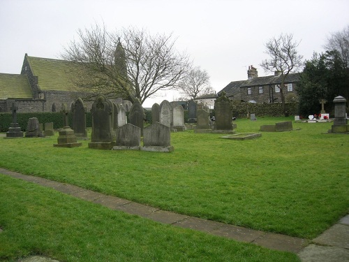 Commonwealth War Grave Morton Independent Chapelyard