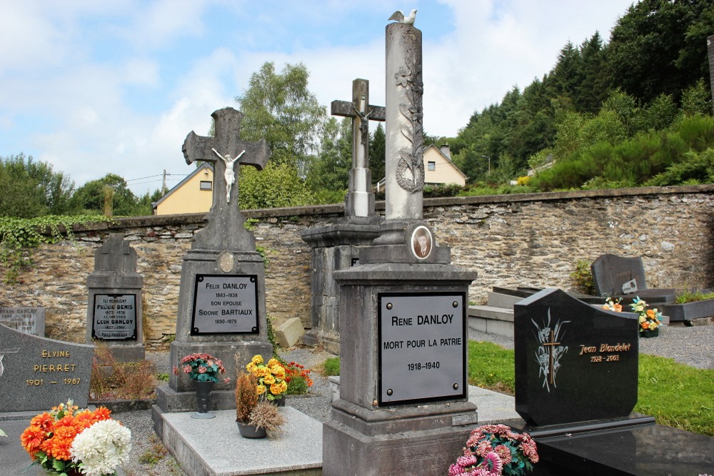 Belgian War Graves Poupehan	 #4