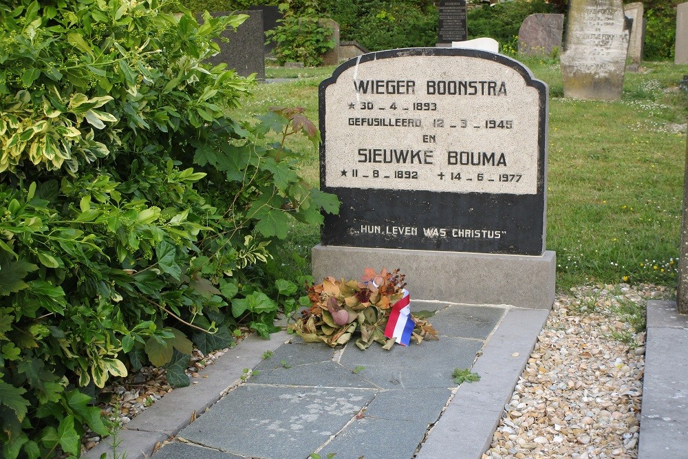 Nederlandse Oorlogsgraven Gemeentelijke Begraafplaats Franeker #2