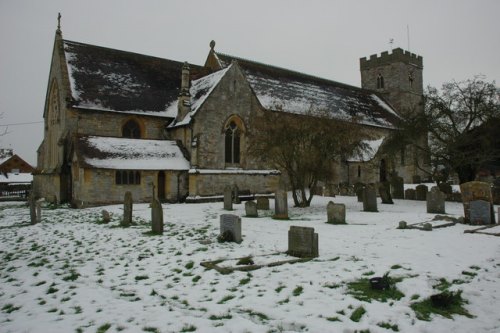 Commonwealth War Graves St. Mary Magdalene Churchyard