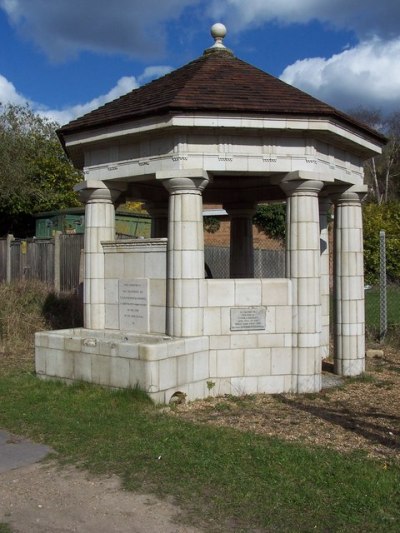 Oorlogsmonument Wexham Street #1