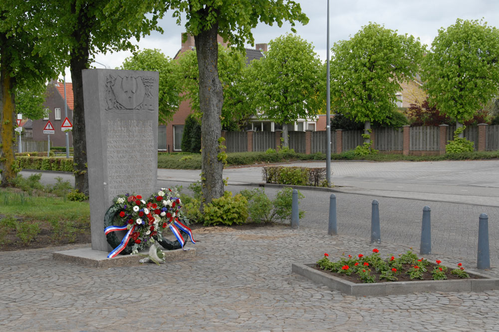 Oorlogsmonument Rosmalen #3