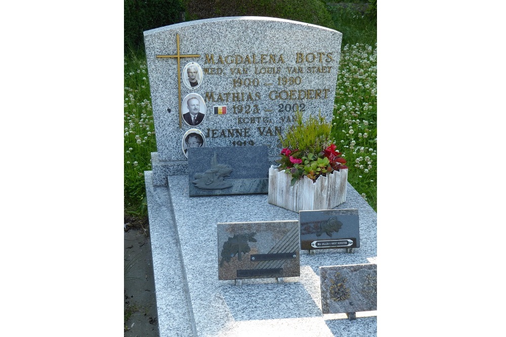 Belgian Graves Veterans Houtem #1