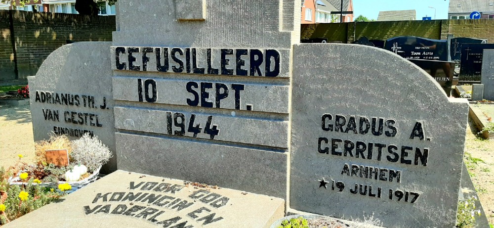 Dutch War Graves Roman Catholic Cemetery Baarle-Nassau #4