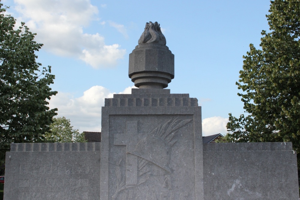 War Memorial Odeur #4