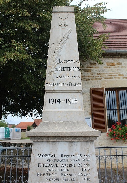 Monument Eerste Wereldoorlog Bretenires #1