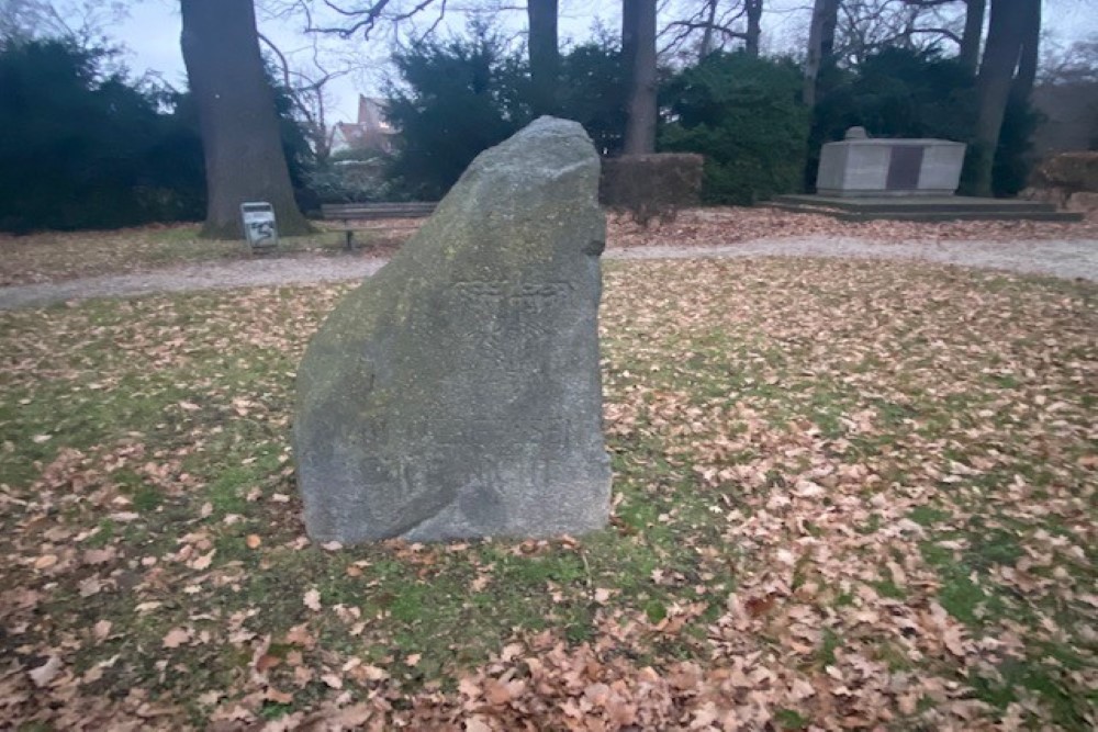 Monument Slachtoffers Wereldoorlogen #2