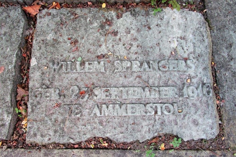 Grave-memorial Employees Van Berkel General Cemetery Crooswijk #5