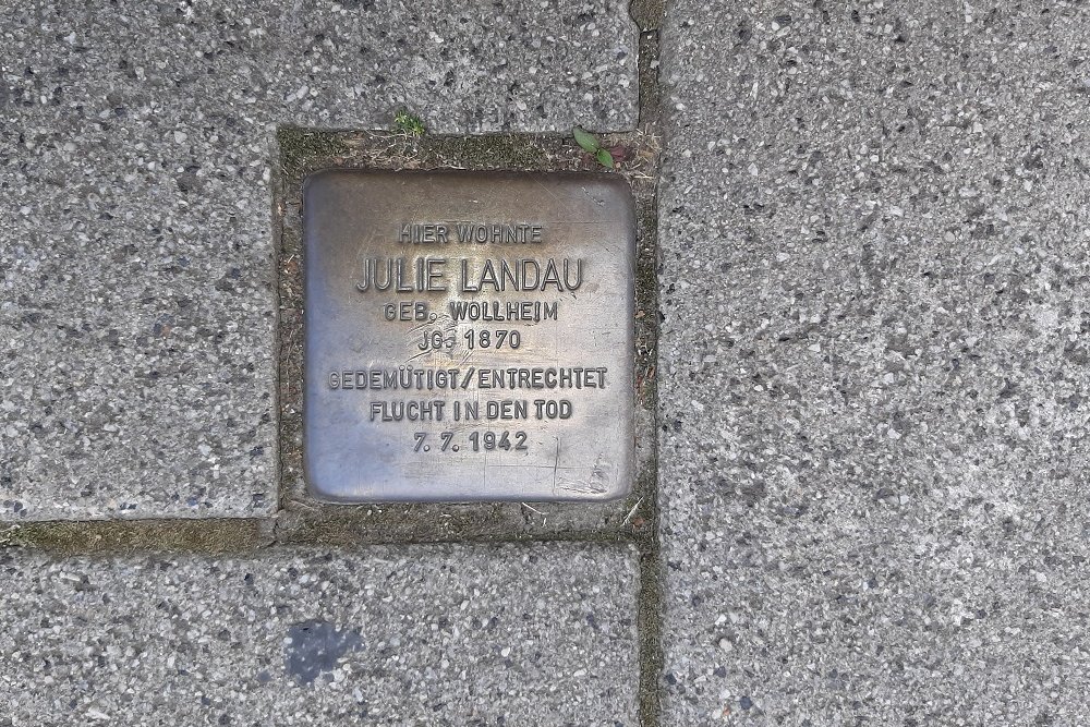 Stolpersteine Deinhardplatz 4 #2