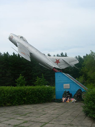 Memorial Russian Airmen Biaroza #1