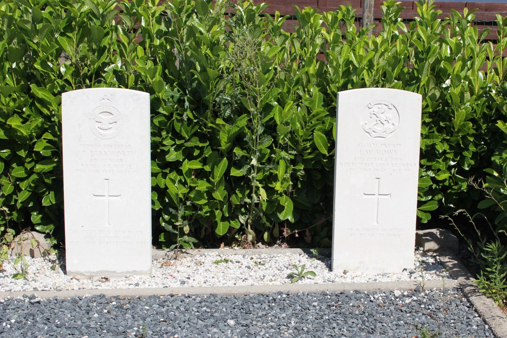 Commonwealth War Graves Neufchâteau (Belgium) #5