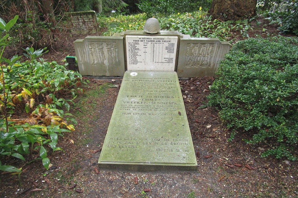 Nederlandse Oorlogsgraven (Rusthof) #2