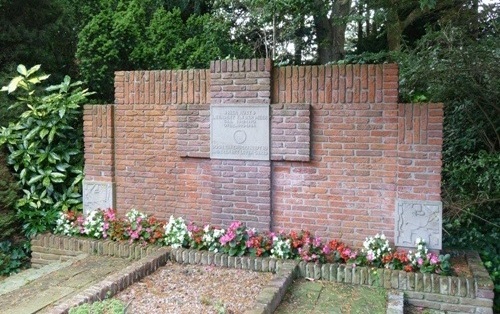 Dutch War Grave Oostvoorne #2