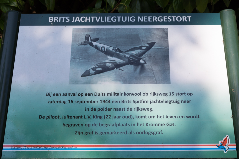 Information sign no. 4 Second World War in Hardinxveld-Giessendam #1