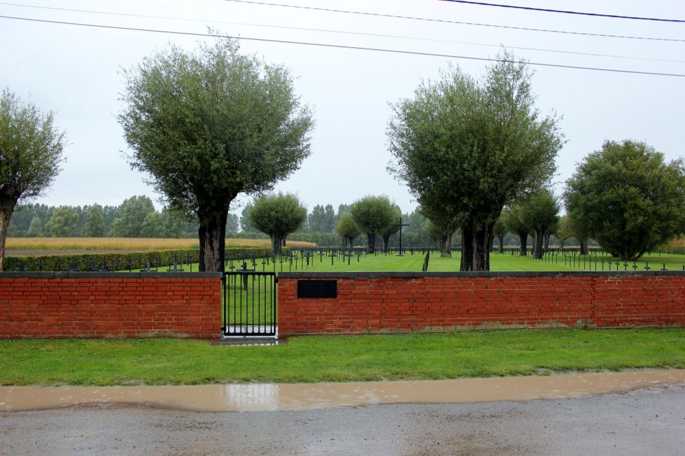 Laventie German War Cemetery