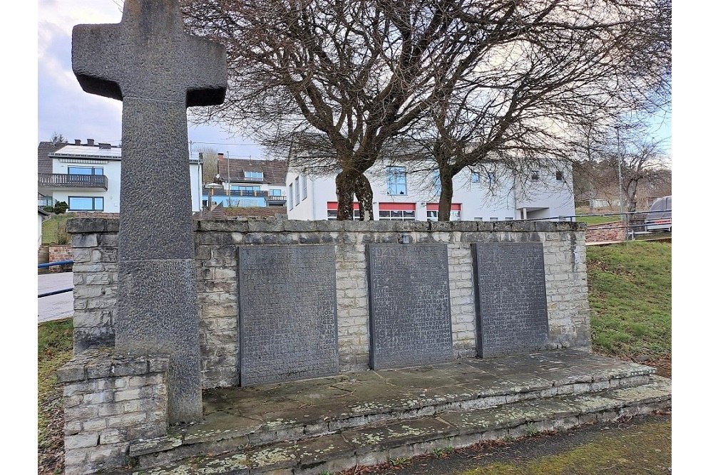 War Memorial Deudesfeld #1