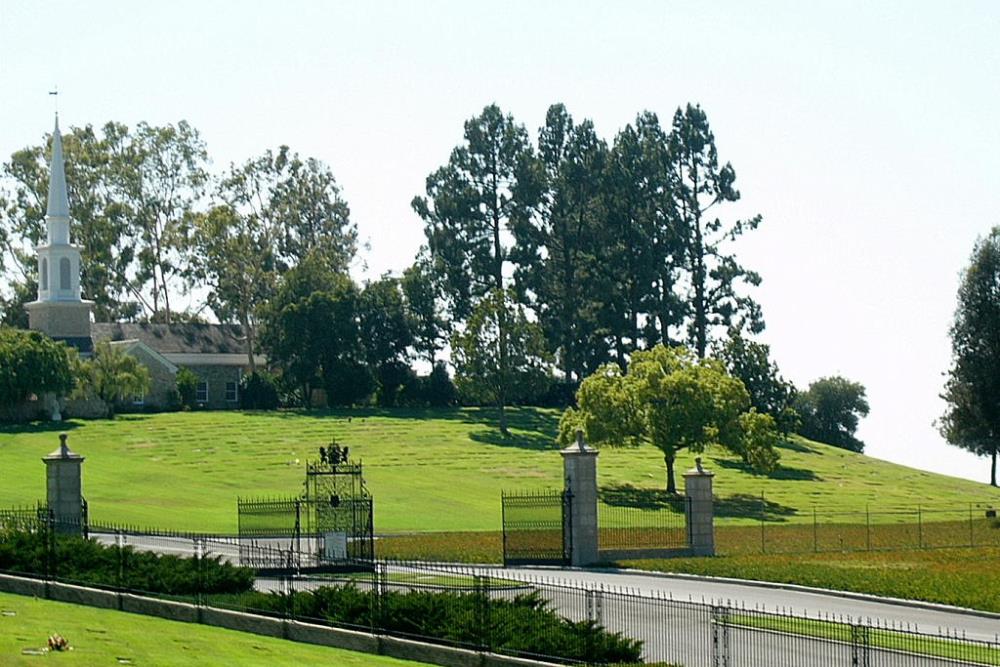 American War Graves Forest Lawn Memorial Park (Covina Hills) #1