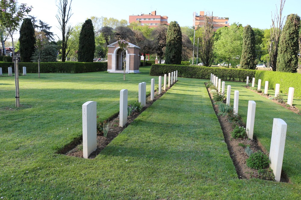 Commonwealth War Cemetery Bologna #3